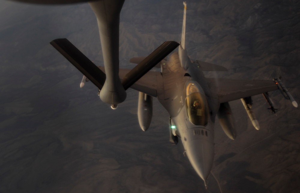 Weapons School Integration: Operation Instant Thunder