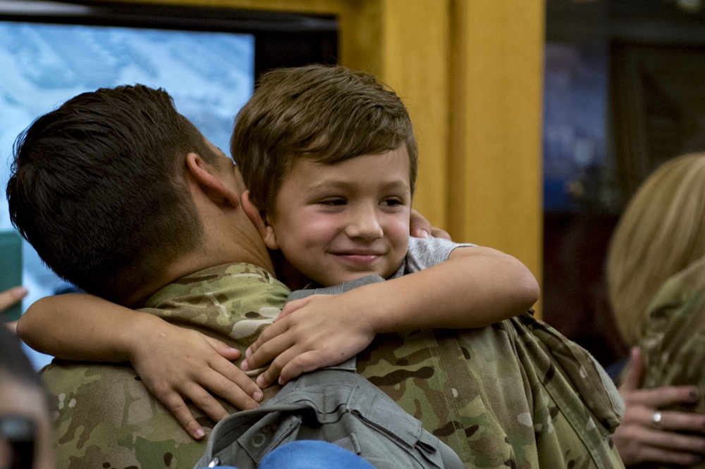 Rescue Airmen return home