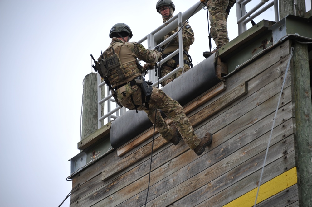 FBI SWAT TEAM RAPPELS AT FORT MCCOY