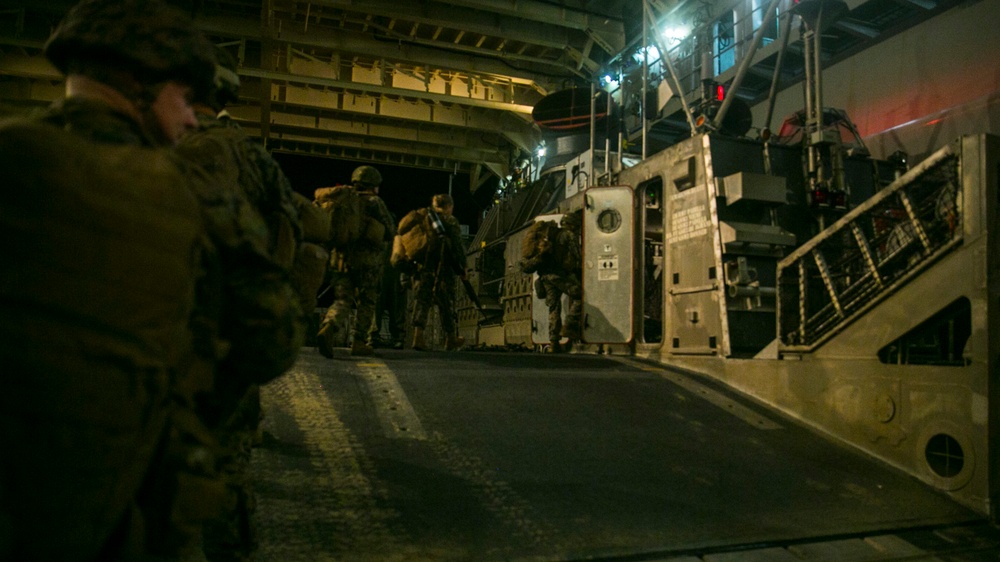 15th MEU conducts non-combatant evacuation and mass casualty drill