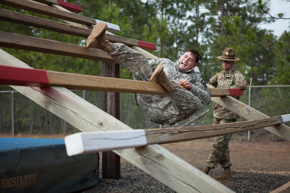 2017 U.S. Army Reserve Best Warrior Competition - Obstacle Course