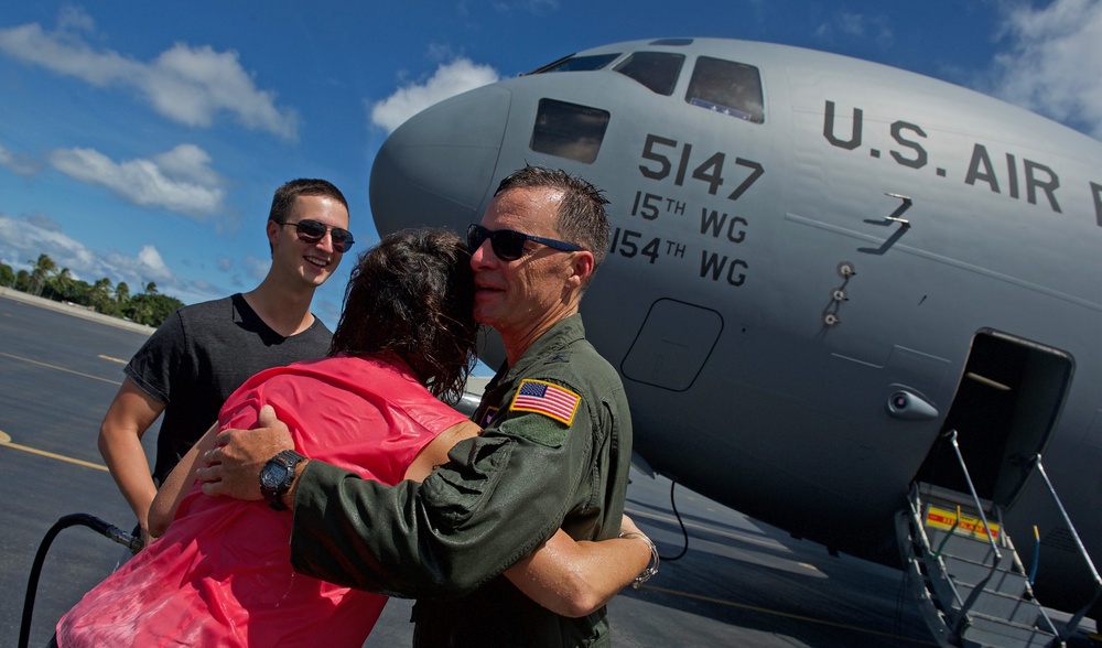 A fini-flight farewell for Maj. Gen. Mark Dillon