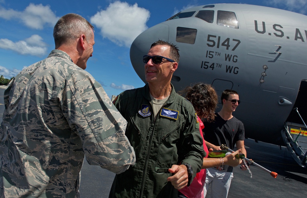A fini-flight farewell for Maj. Gen. Mark Dillon
