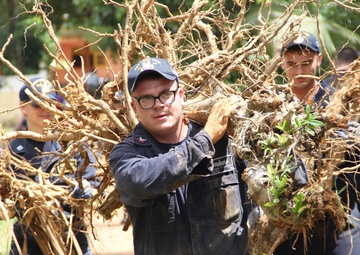 USS Lake Erie Sailors, Personnel Complete Relief Mission in Sri Lanka