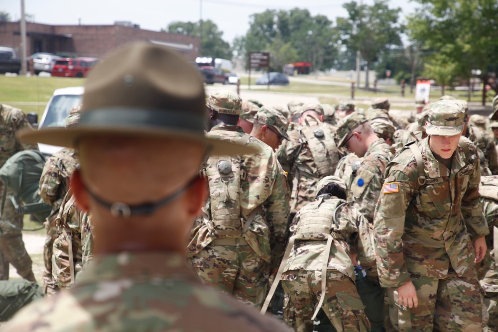 Reserve Drill Sergeants conduct AT