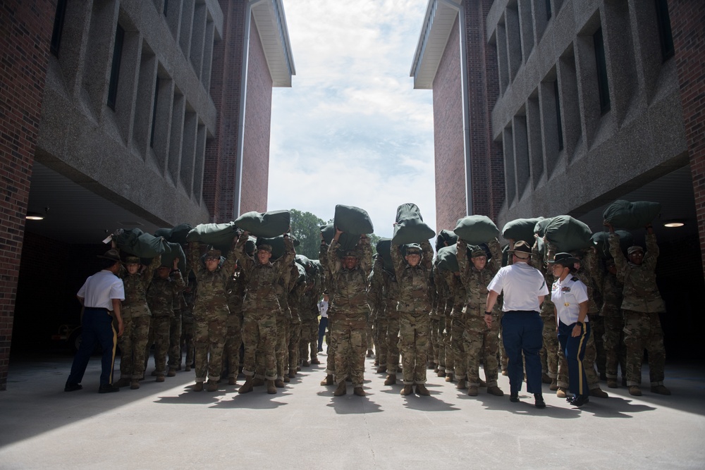 Reserve Drill Sergeants conduct AT