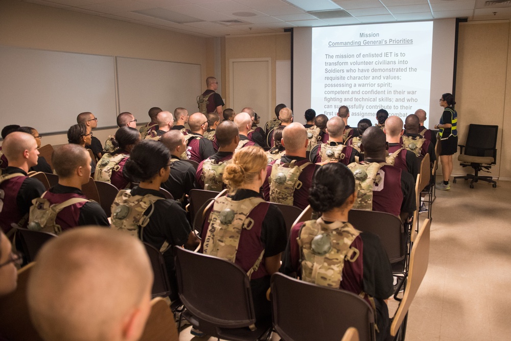 Reserve Drill Sergeants conduct AT