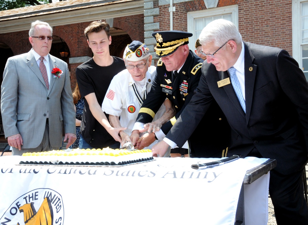 Army Reserve general helps celebrate Army’s 242nd birthday