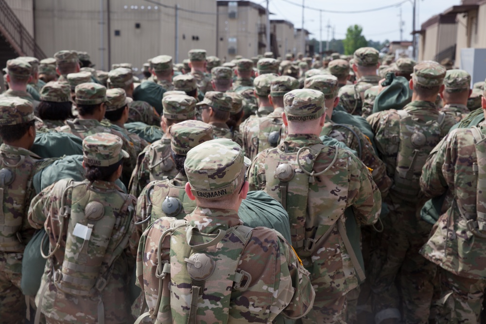 Reserve Drill Sergeants conduct AT