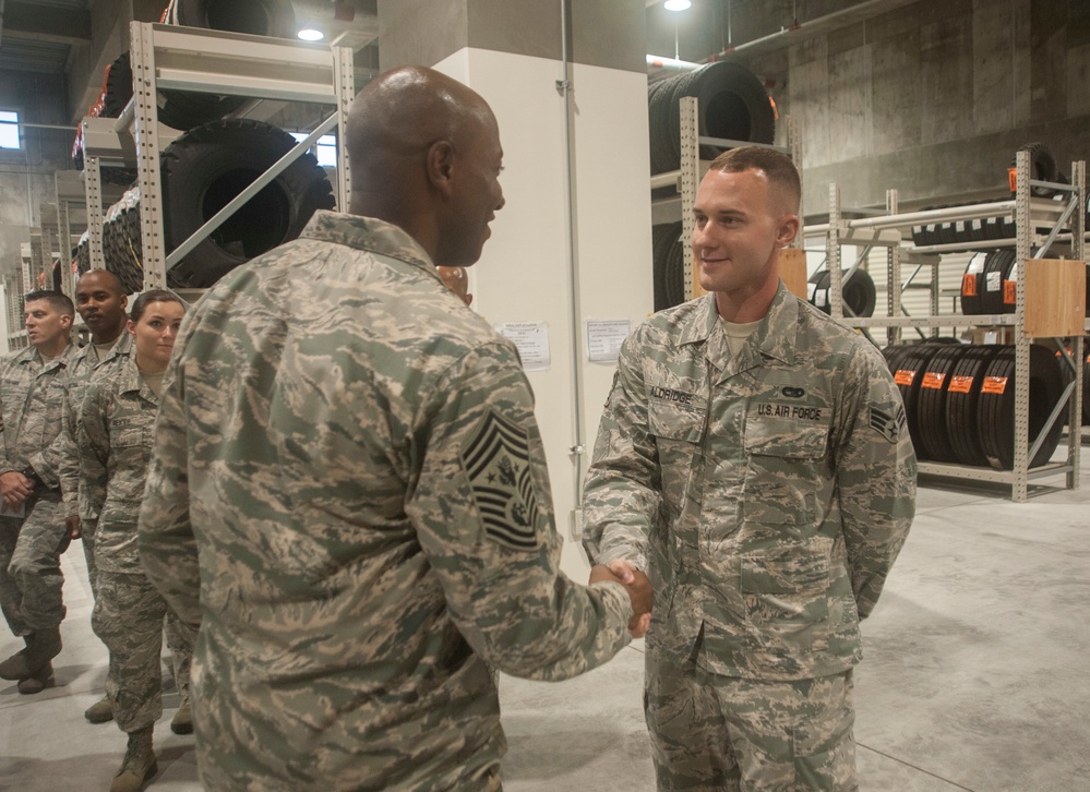 18th CMSAF visits 18th Wing