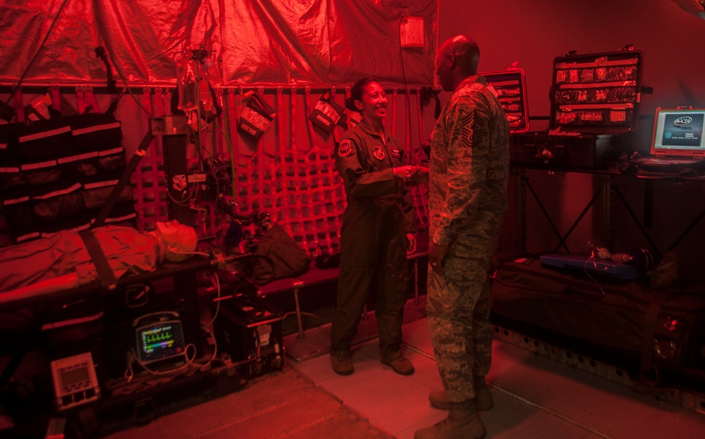 18th CMSAF visits 18th Wing