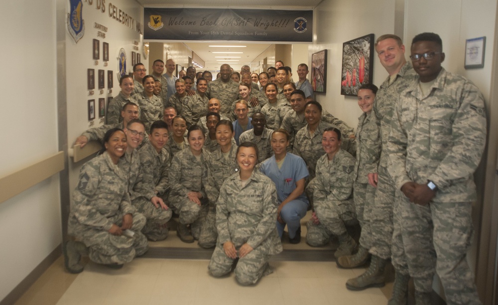 18th CMSAF visits 18th Wing