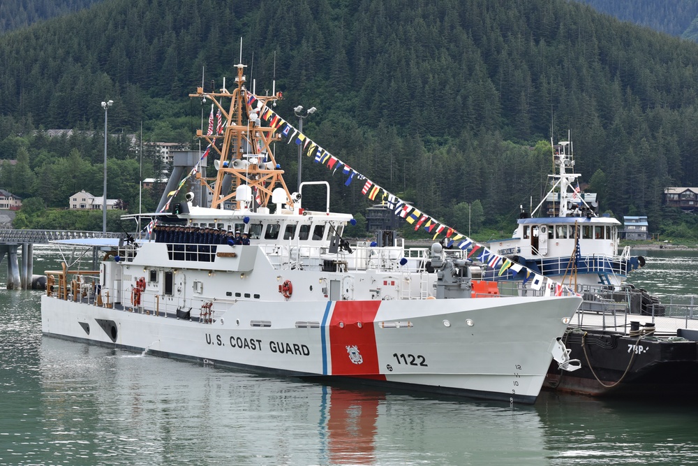 Photo Release: Coast Guard Cutter Bailey Barco commissioned in Junea, Alaska