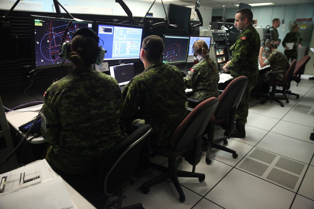 42 Radar Squadron works with U.S. Marines during Exercise Maple Flag 50