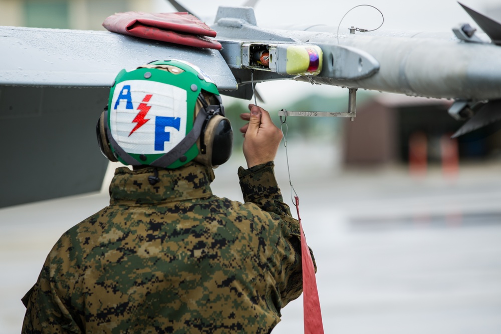 Red Flag-Alaska VMFA-251 Pre-Flight Checks