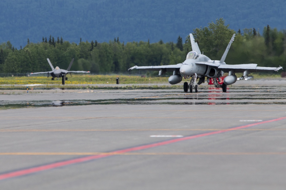 Red Flag-Alaska VMFA-251 Pre-Flight Checks