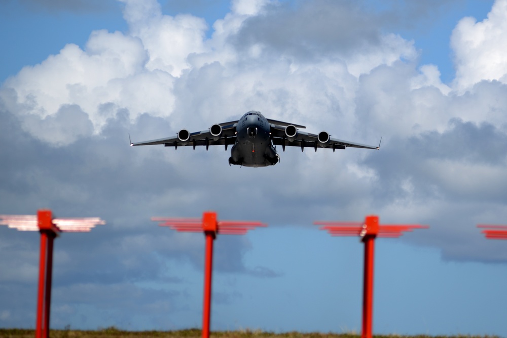 Andersen mobility Airmen conduct fall training with Travis C-17
