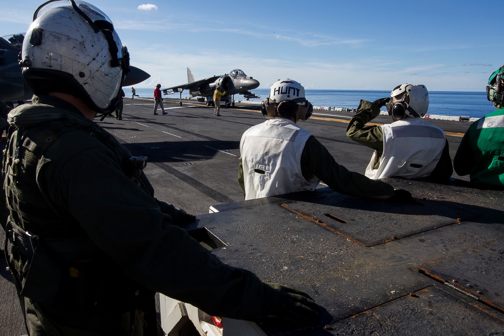 VMA-311 Harriers take flight