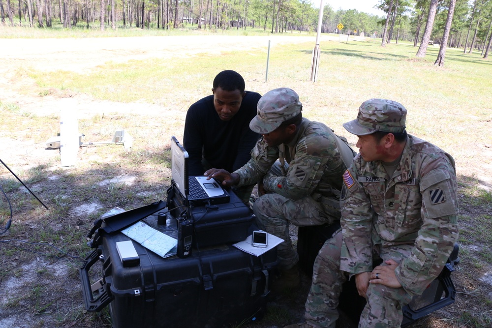 6-8 CAV conduct area reconnaissance for XCTC