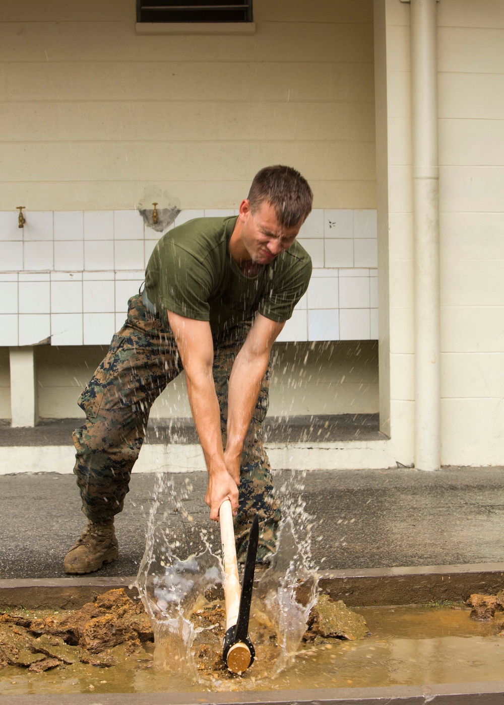 Marines help out the community during Tradewinds 2017