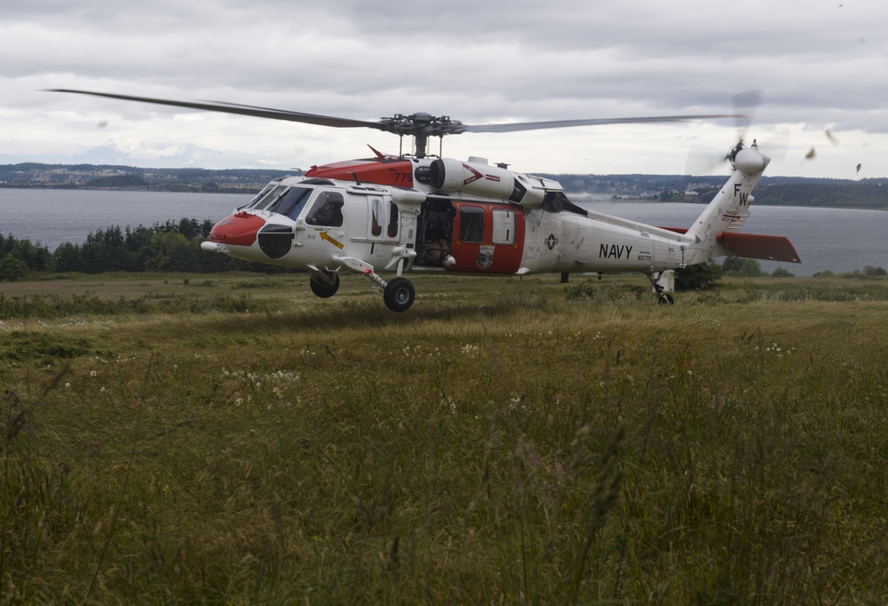 NASWI SAR Rappel Rescue Training