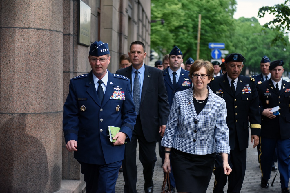 National Guard partnerships support EUCOM theater objectives