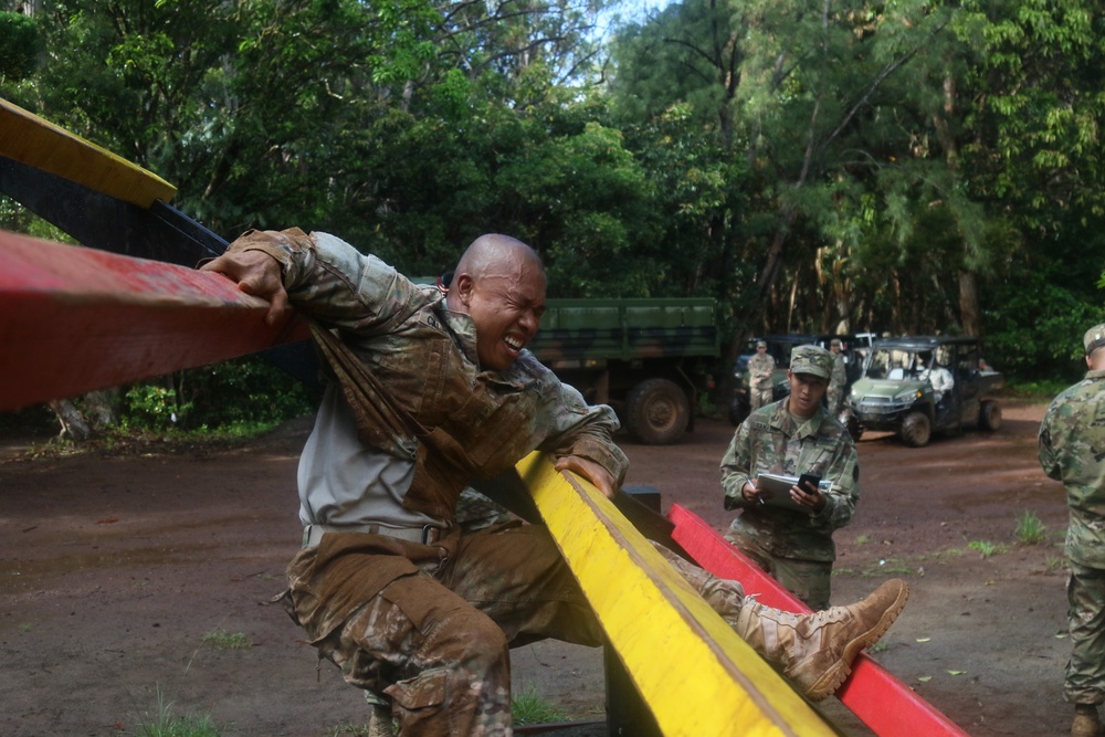 Soldiers Compete in USARPAC Best Warrior Competition