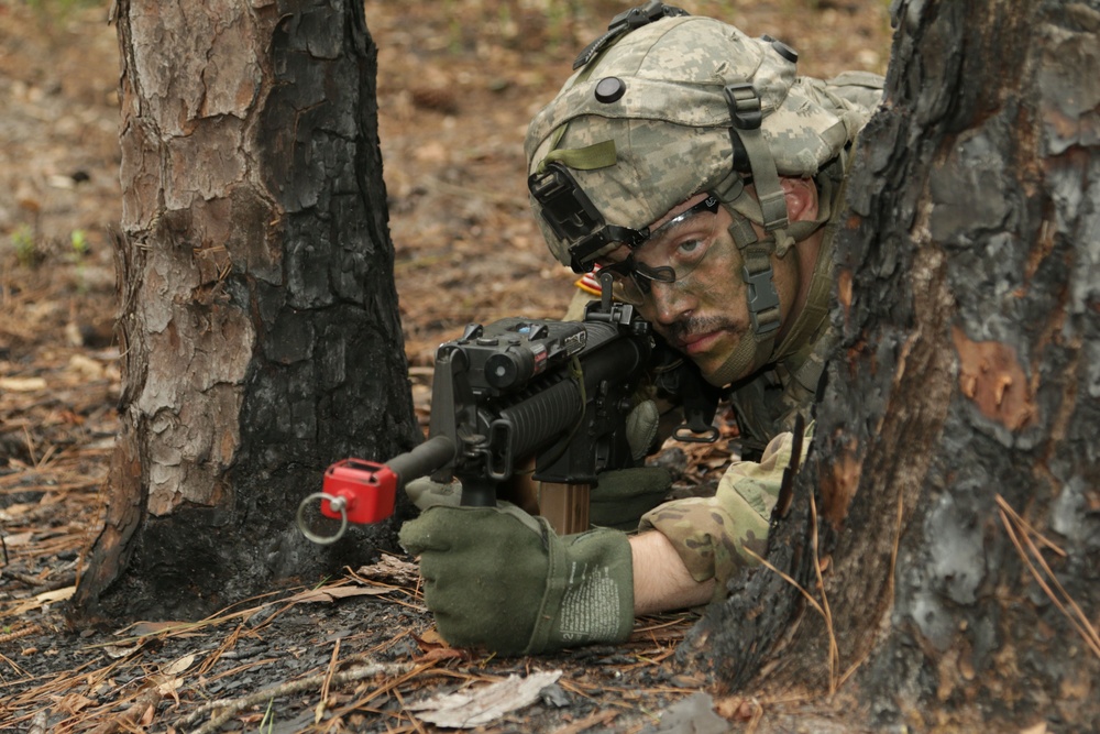 DVIDS - Images - Platoon breach training [Image 1 of 2]