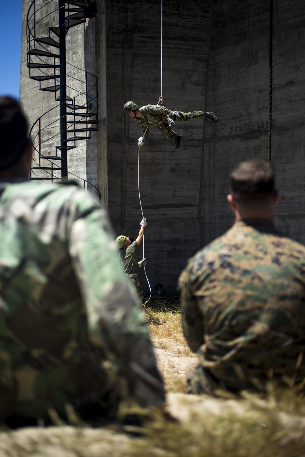 SPMAGTF-CR-AF Marines Train With Portuguese Paratroopers