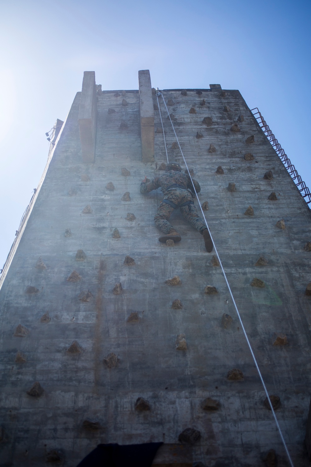 SPMAGTF-CR-AF Marines Train With Portuguese Paratroopers