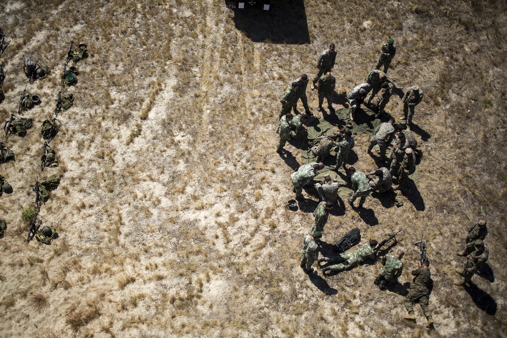 SPMAGTF-CR-AF Marines Train With Portuguese Paratroopers