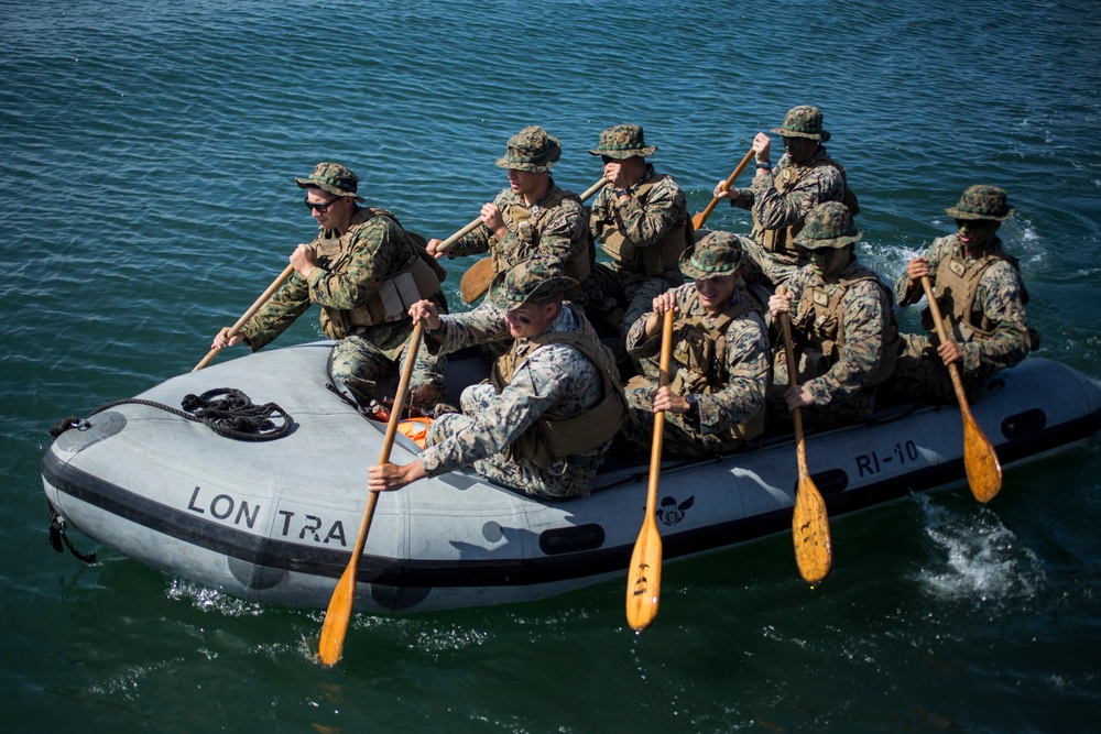 SPMAGTF-CR-AF Marines Train With Portuguese Paratroopers