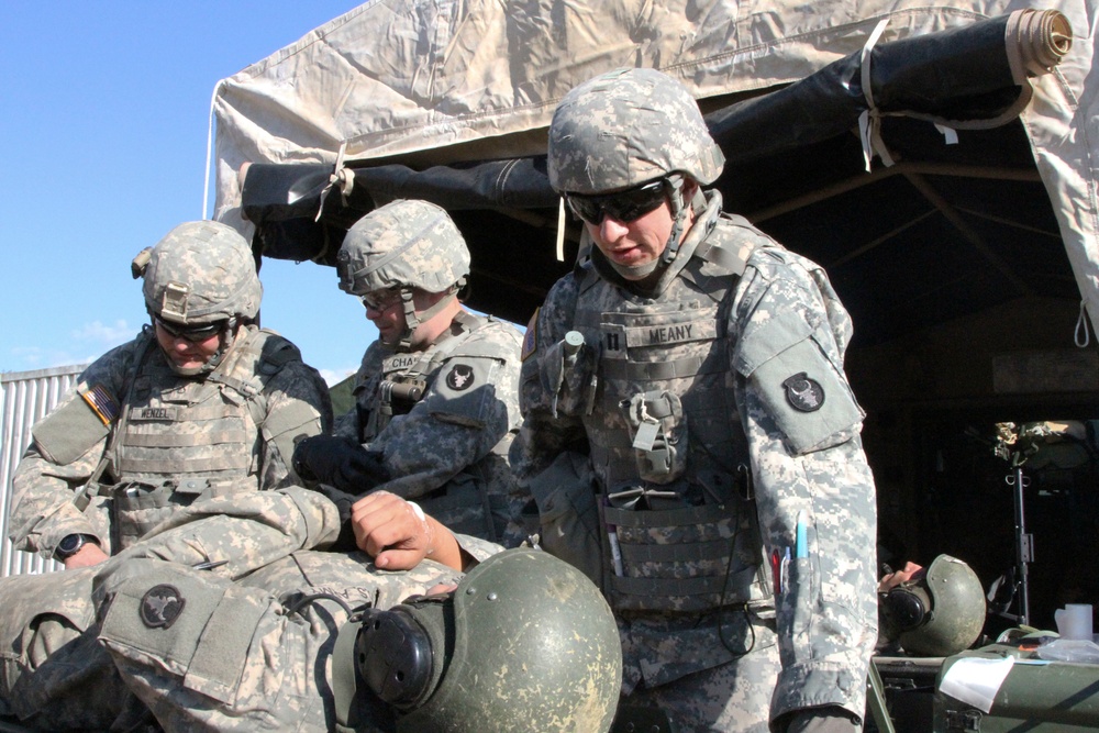 Medical professionals from U.S. and Croatia train together during Exercise Saber Strike 17