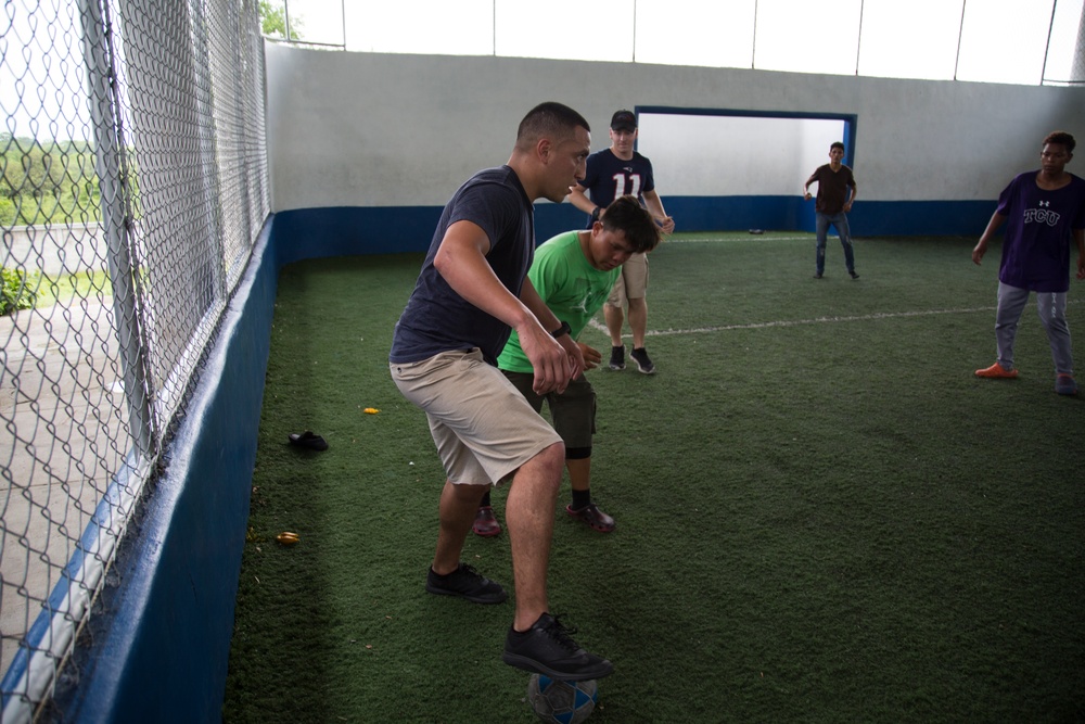 SPMAGTF-SC Marines volunteer at Honduran orphanage