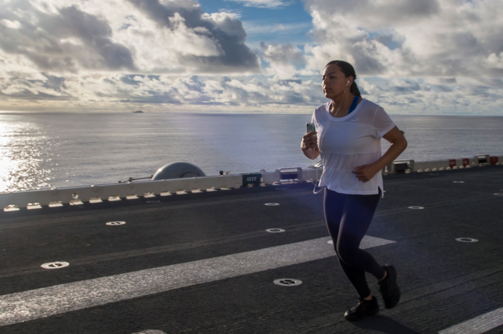 USS Bonhomme Richard Runs on the Flight Deck