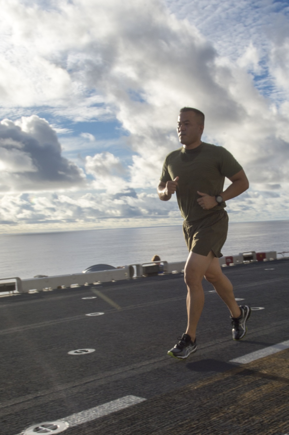 USS Bonhomme Richard Runs on the Flight Deck