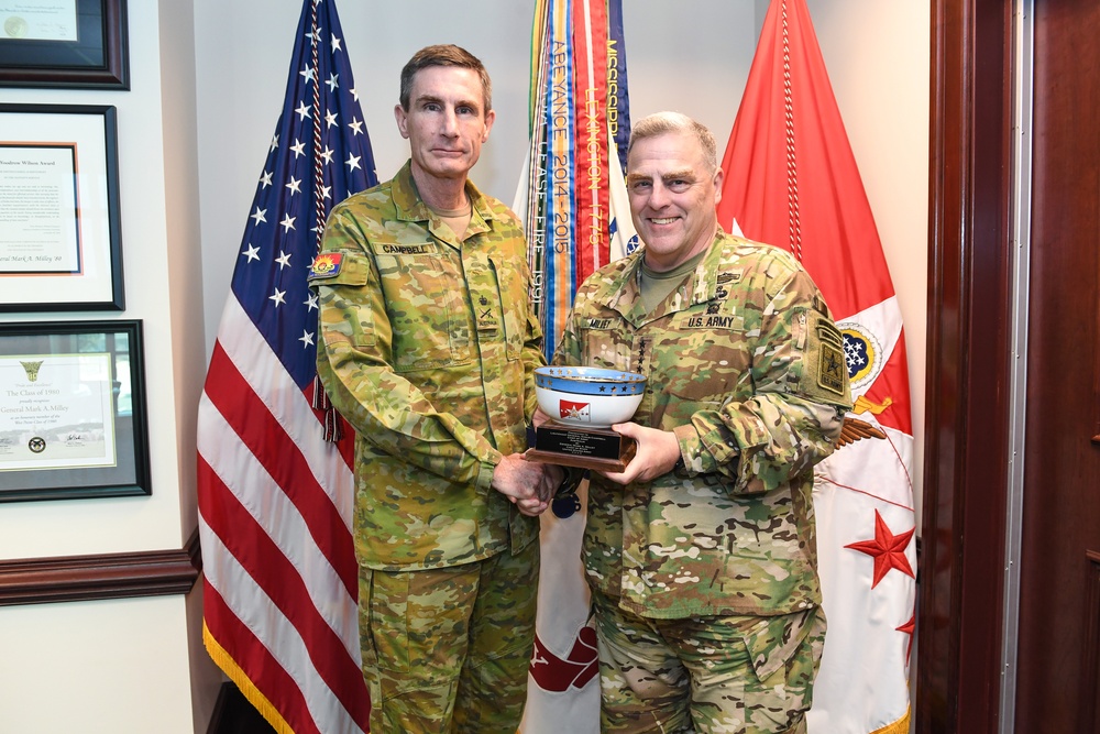 CSA hosts office call iho Australian Chief of Army