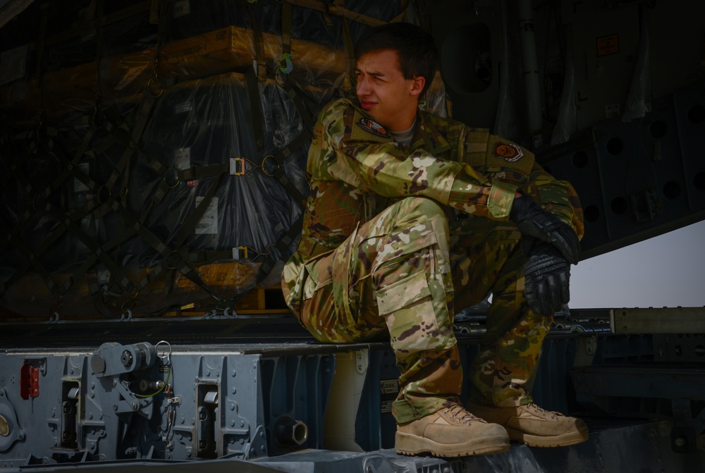 C-17s keep the force moving