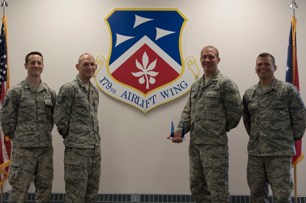 179th Airlift Wing Budget and Accounting Office earns National Award