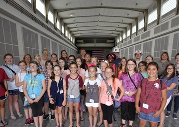 STEM Students fascinated with Cheatham Lock and Dam