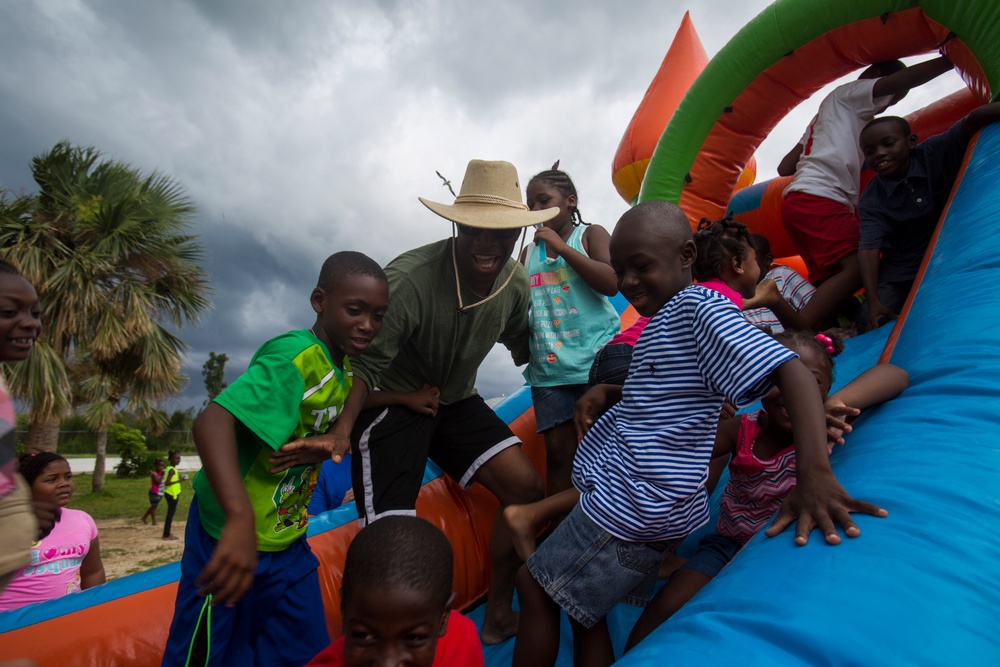 MHG Marines revitalize Bahamian primary school after Hurricane Matthew