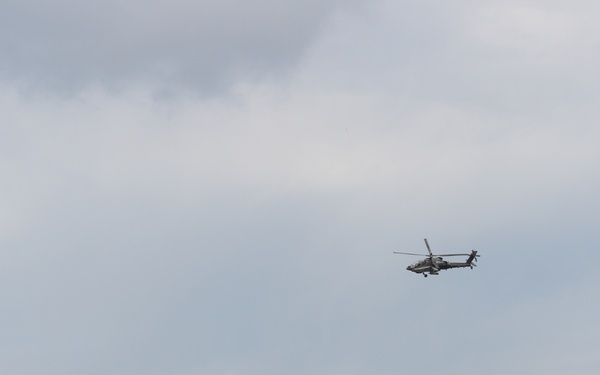 US Soldiers provide air support during Suwalki Gap Crossing