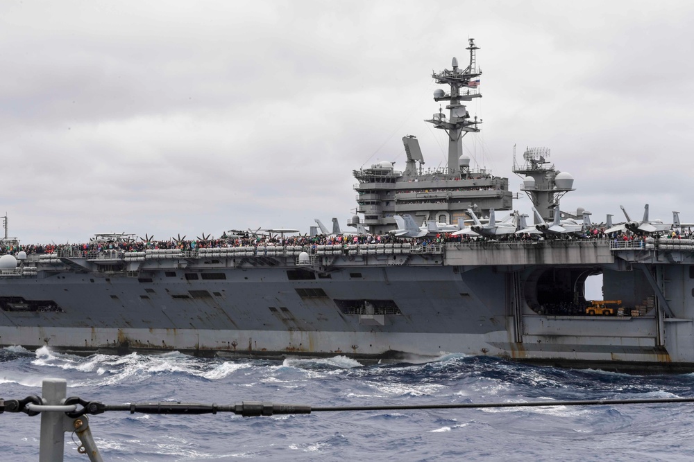 USS Carl Vinson Tigers Watch Live-fire Gun Shoot