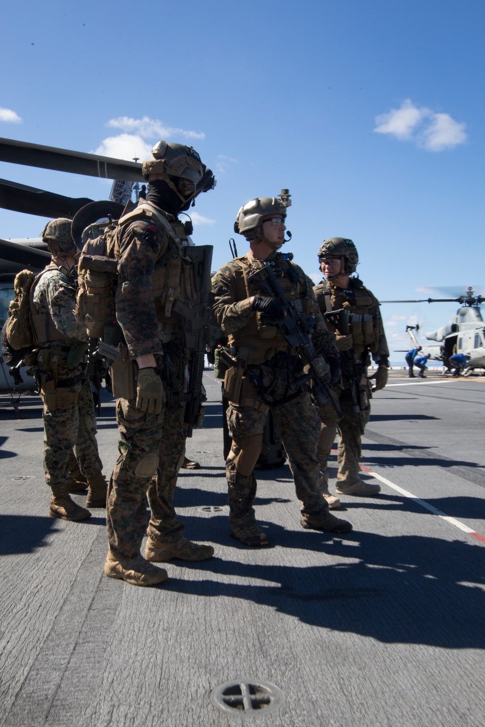 DVIDS - Images - 31st MEU Marines refine VBSS skills [Image 1 of 8]