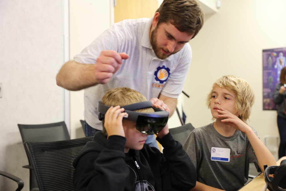 Military kids use virtual, augmented reality to STEMulate learning