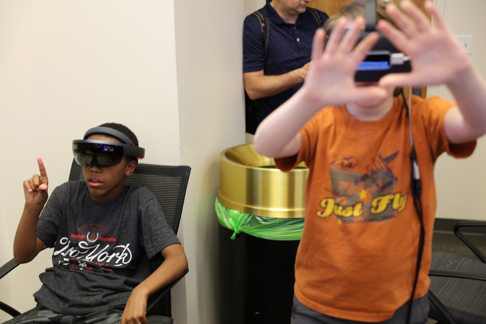 Military kids use virtual, augmented reality to STEMulate learning