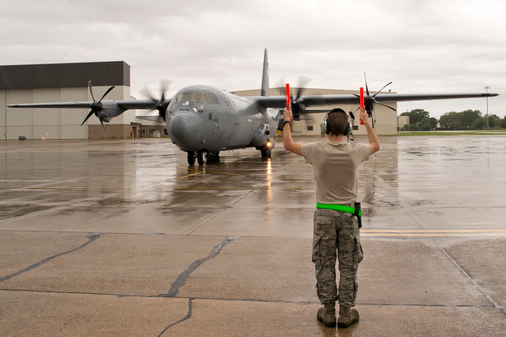 DVIDS - News - 913 AG participates in first readiness exercise