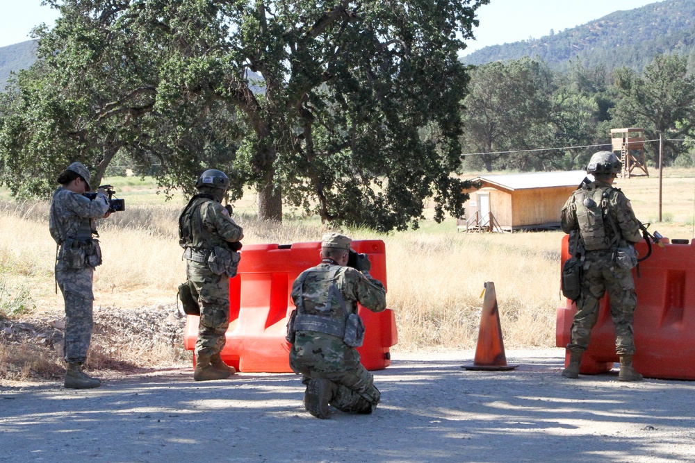 Public Affairs team conducts training as part of Exercise News Day 2017