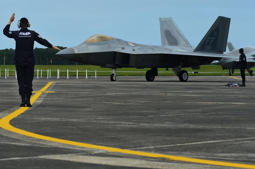 F-22 Raptor soars over Ocean City