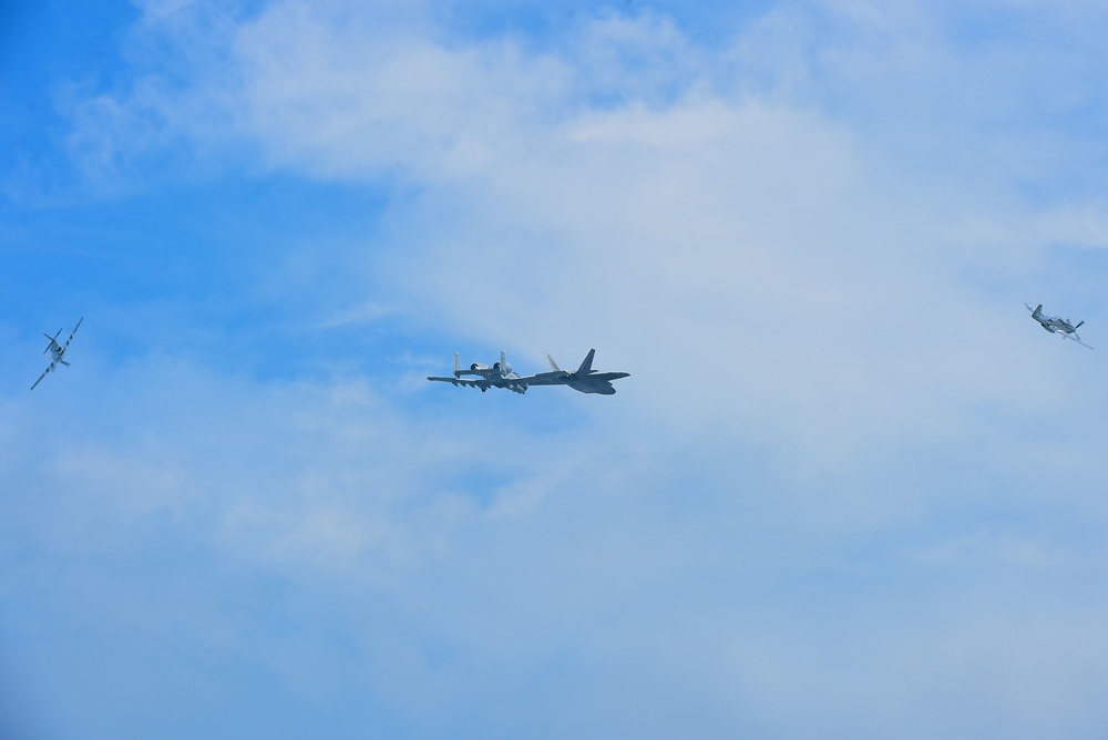 F-22 Raptor soars over Ocean City